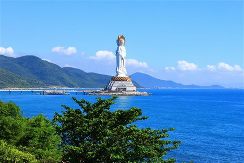 请问怎样炒辣子鸡才好吃（怎样炒辣子鸡好吃用什么材料）